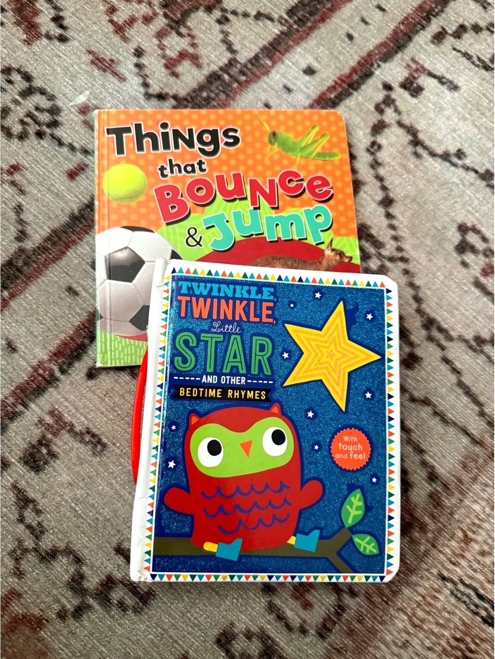 Children’s kids baby kids lot book bundle of 2